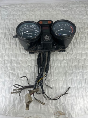 Yamaha xs750 1t5 - yamaha,